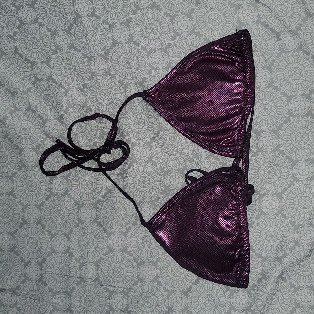 Small bikini top